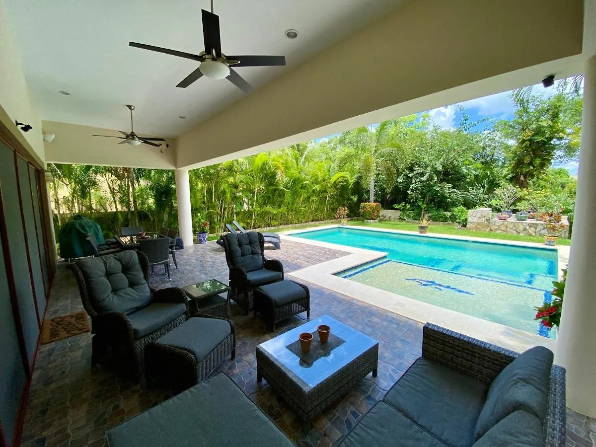 Casa Arnold - Luxurious 4 Bedroom Villa With Pool Puerto Aventuras
