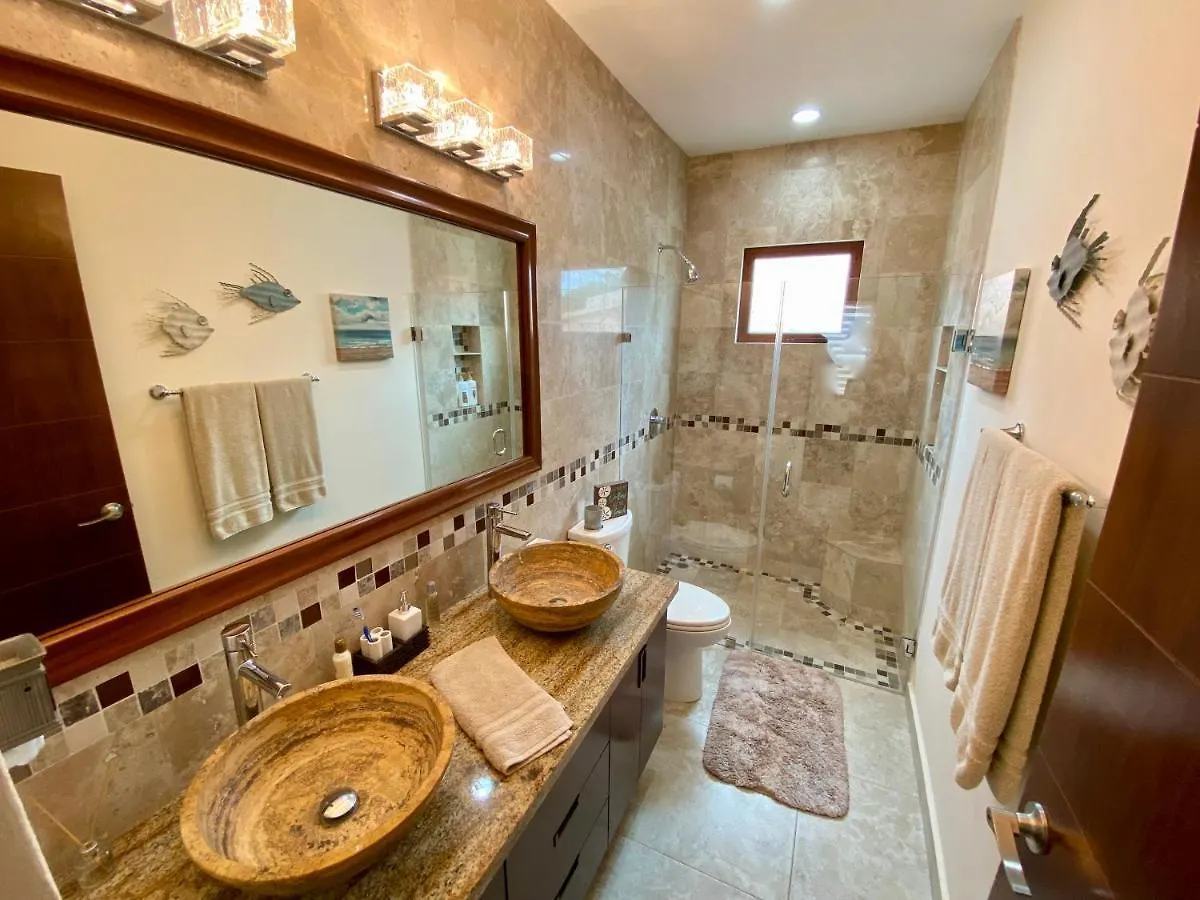 Casa Arnold - Luxurious 4 Bedroom Villa With Pool Puerto Aventuras